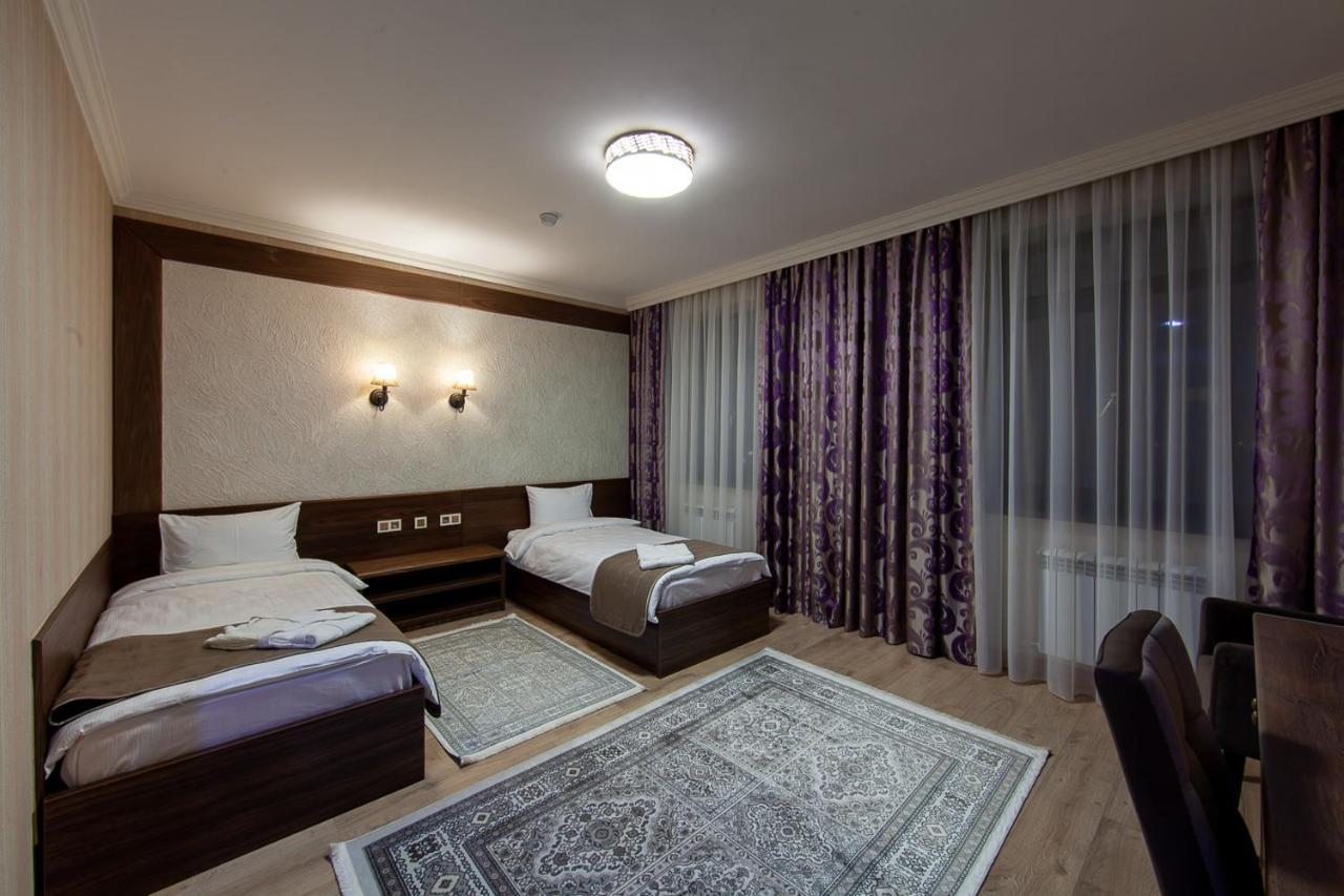 Sacvoyage Hotel Alma-Ata Buitenkant foto