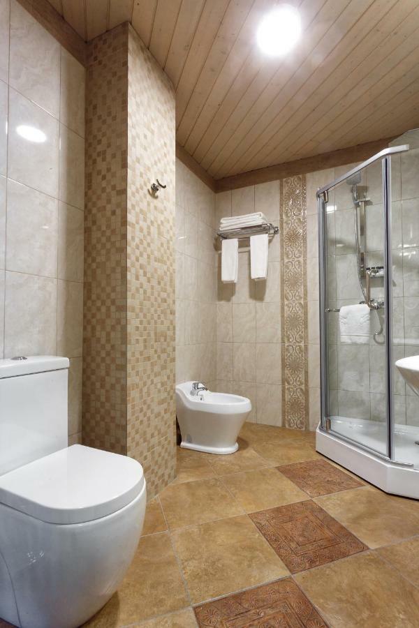 Sacvoyage Hotel Alma-Ata Buitenkant foto
