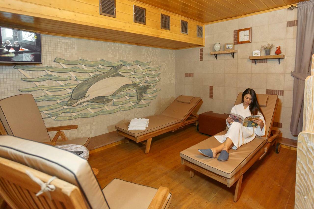 Sacvoyage Hotel Alma-Ata Buitenkant foto